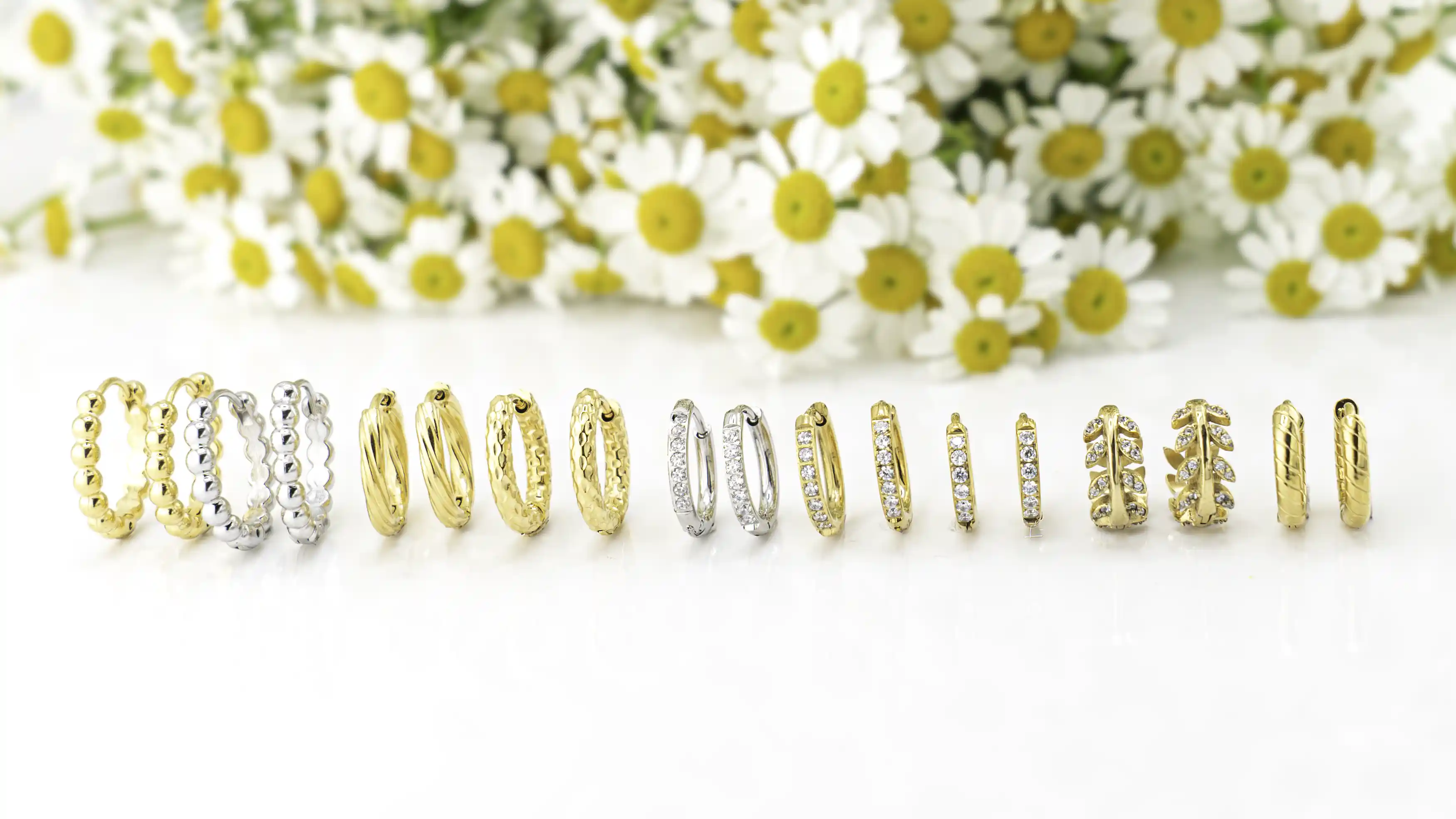 10mm Hammered Huggie Hoops - Image 3